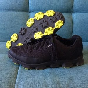 Adidas golfing shoes